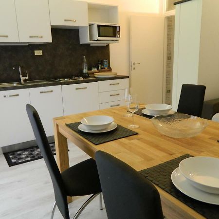 Wind Apartment Torbole Sul Garda ภายนอก รูปภาพ