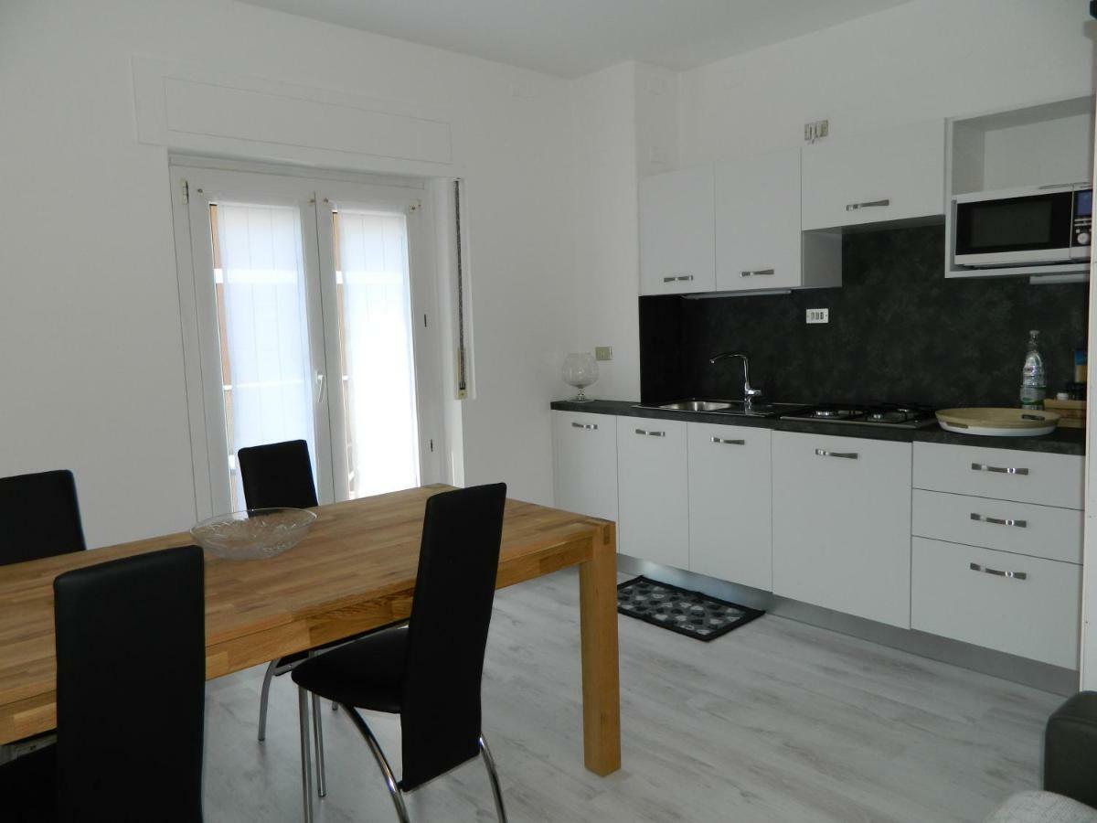 Wind Apartment Torbole Sul Garda ภายนอก รูปภาพ